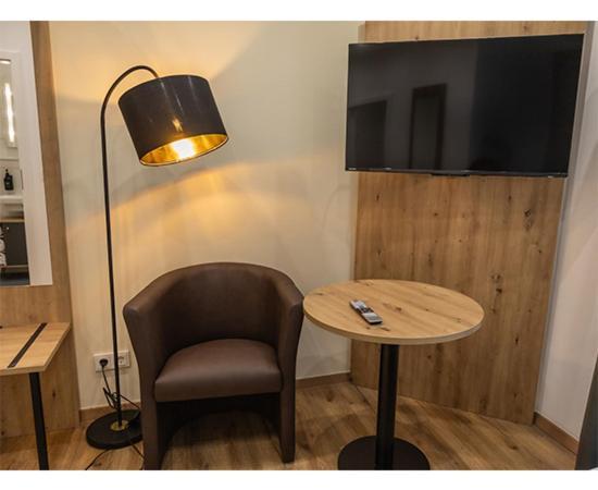 Hln Apartments Am Bahnhof Саарбрюкен Екстериор снимка