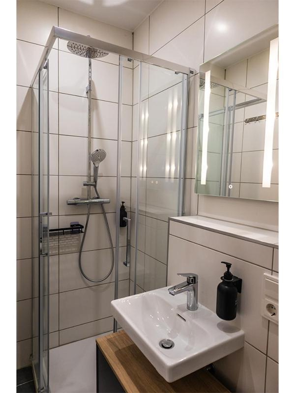 Hln Apartments Am Bahnhof Саарбрюкен Екстериор снимка