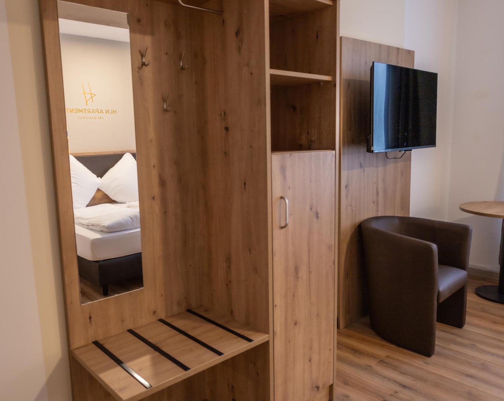 Hln Apartments Am Bahnhof Саарбрюкен Екстериор снимка