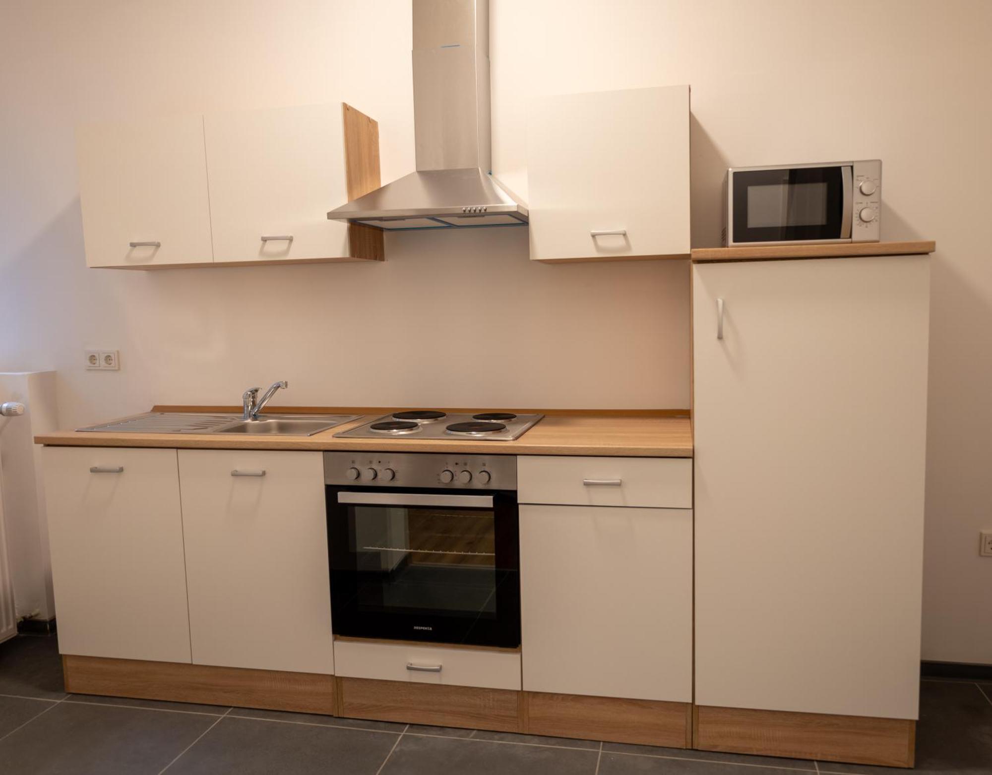 Hln Apartments Am Bahnhof Саарбрюкен Екстериор снимка